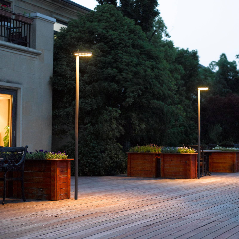 Lampadaire extérieur en aluminium moderneLED