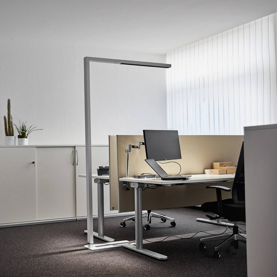 Lampadaires de bureau en aluminium moderneLED