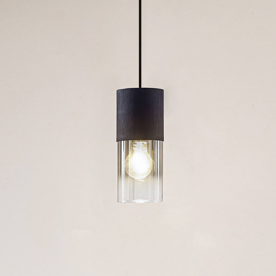 Suspension en verre moderne, Svante