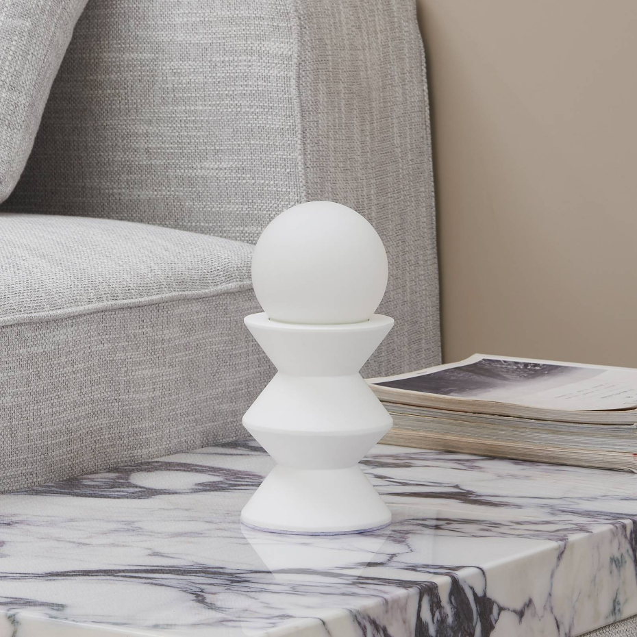 Lampe à poser en plâtre moderne, Nielson