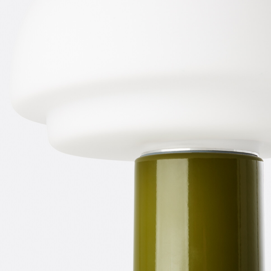 Lampe opaline et métal fer H27,5 Agathilda