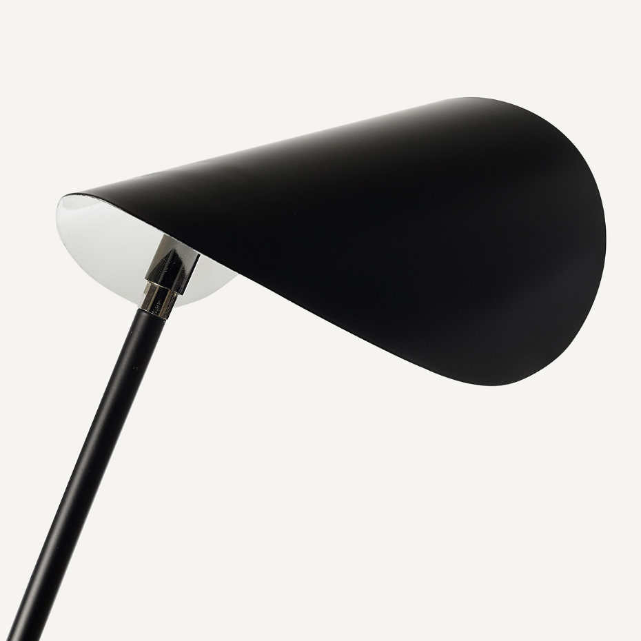 Lampadaire, Funambule