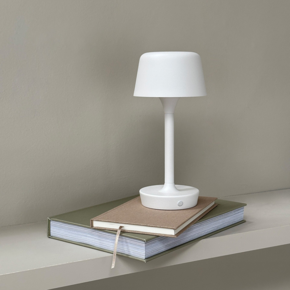 Lampe à poser en métal LED FLOW