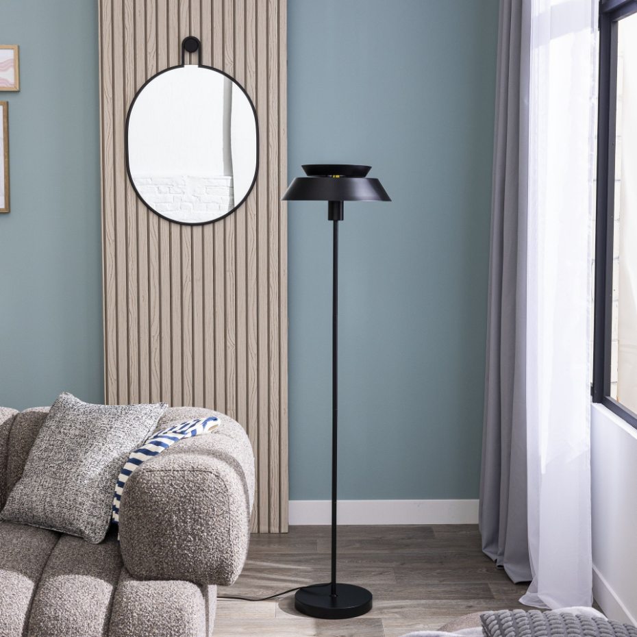 Lampadaire en fer, DULCIE