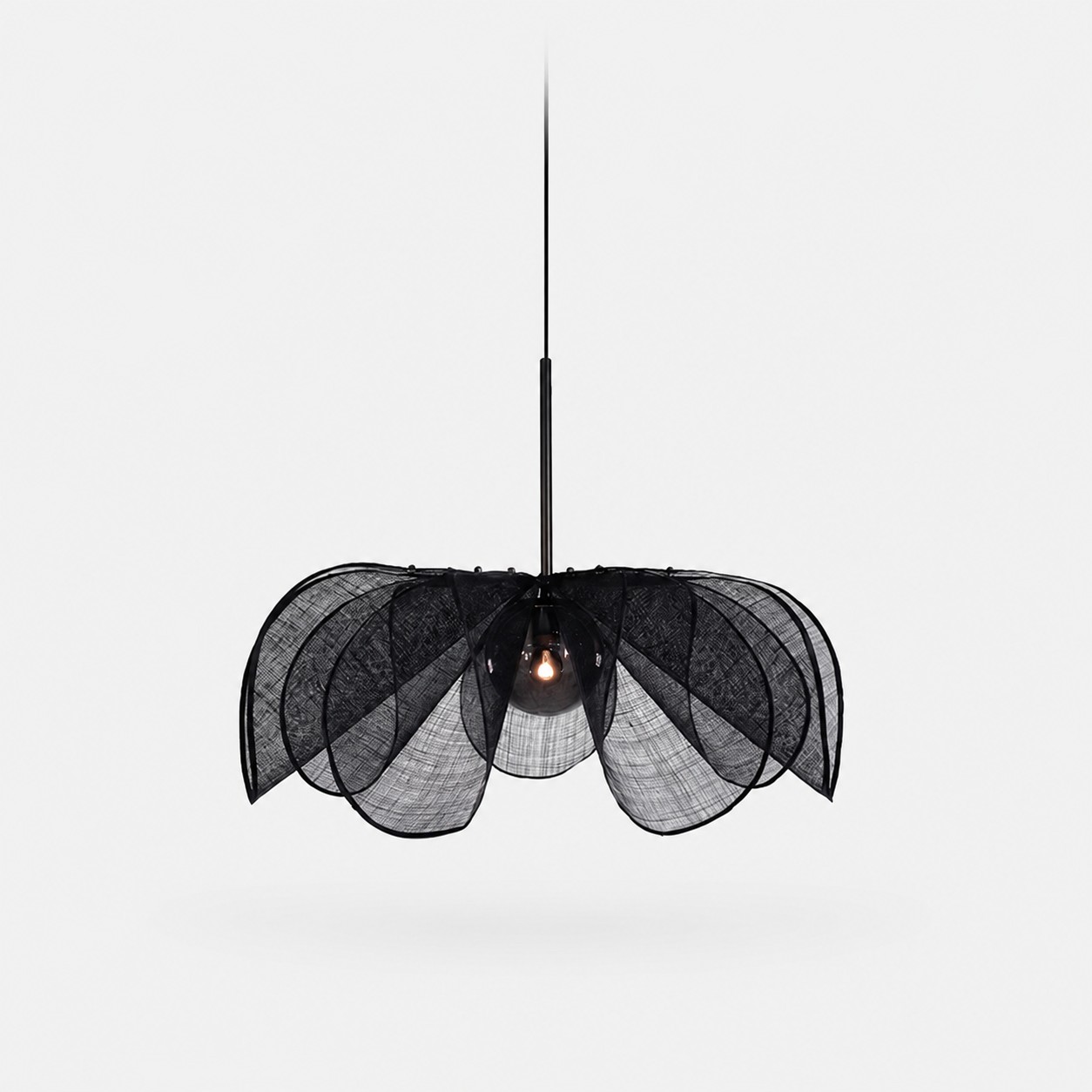 Lámpara colgante de pétalos negros de 50 cm / 19,7 pulgadas