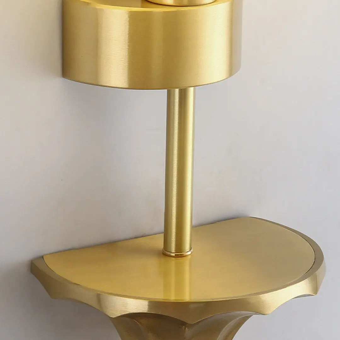 Detalj av mässingsstam och kontakt