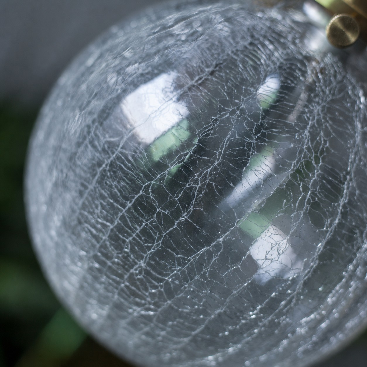 Crackled glass